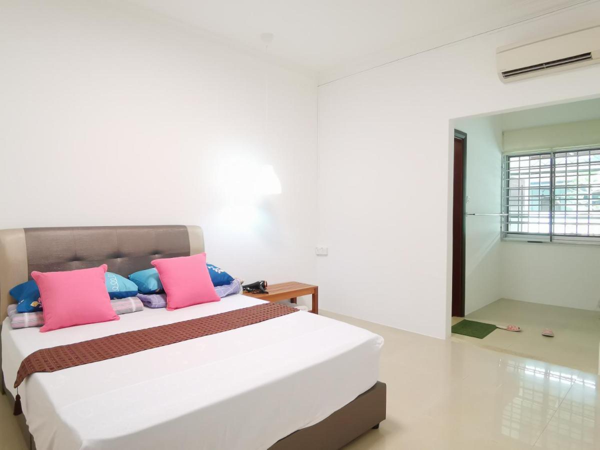 Nansang One Homestay 8Pax 4Rooms Sibu Esterno foto